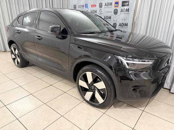 VOLVO EC40 P8 RECHARGE TWIN ELECTRIC ULTRA BLACK EDITION AWD VOLVO EC40 P8 RECHARGE TWIN ELECTRIC ULTRA BLACK EDITION AWD